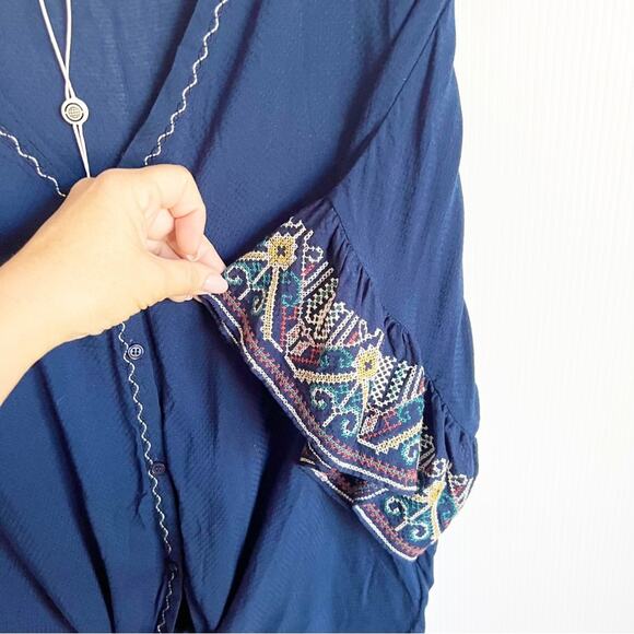 Max Studio Boho Ruffle Sleeve Embroidered Button Down Blouse Small - Picture 4 of 11